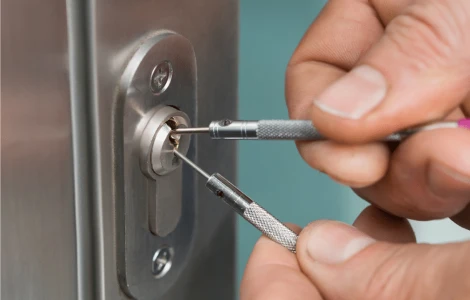 anti-picking technology prevents lockpickers from accessing doors