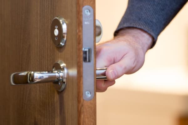 Door compatibility guides for choosing the right lock for your doors